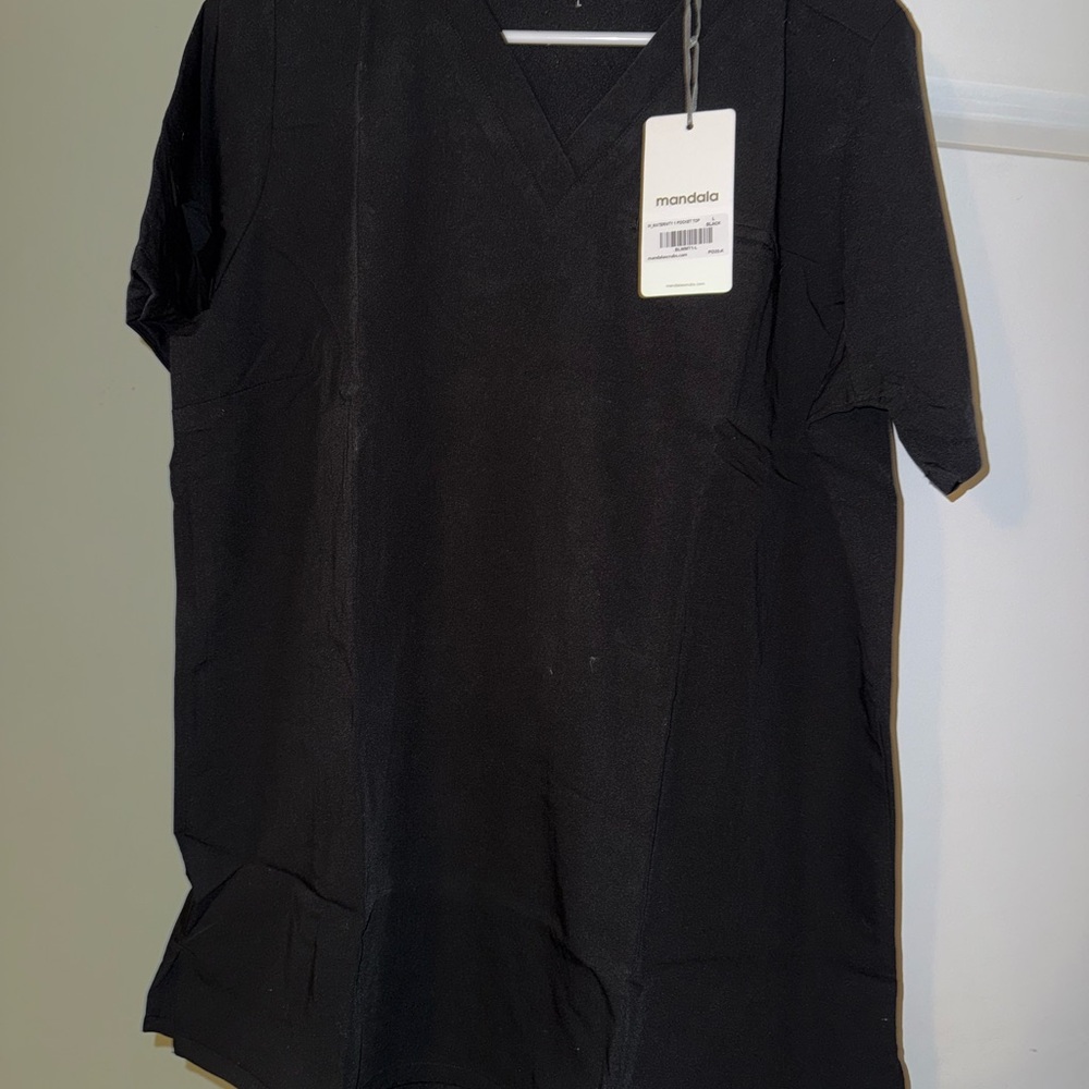 Mandala Black Short Sleeve Women's maternity scrub top